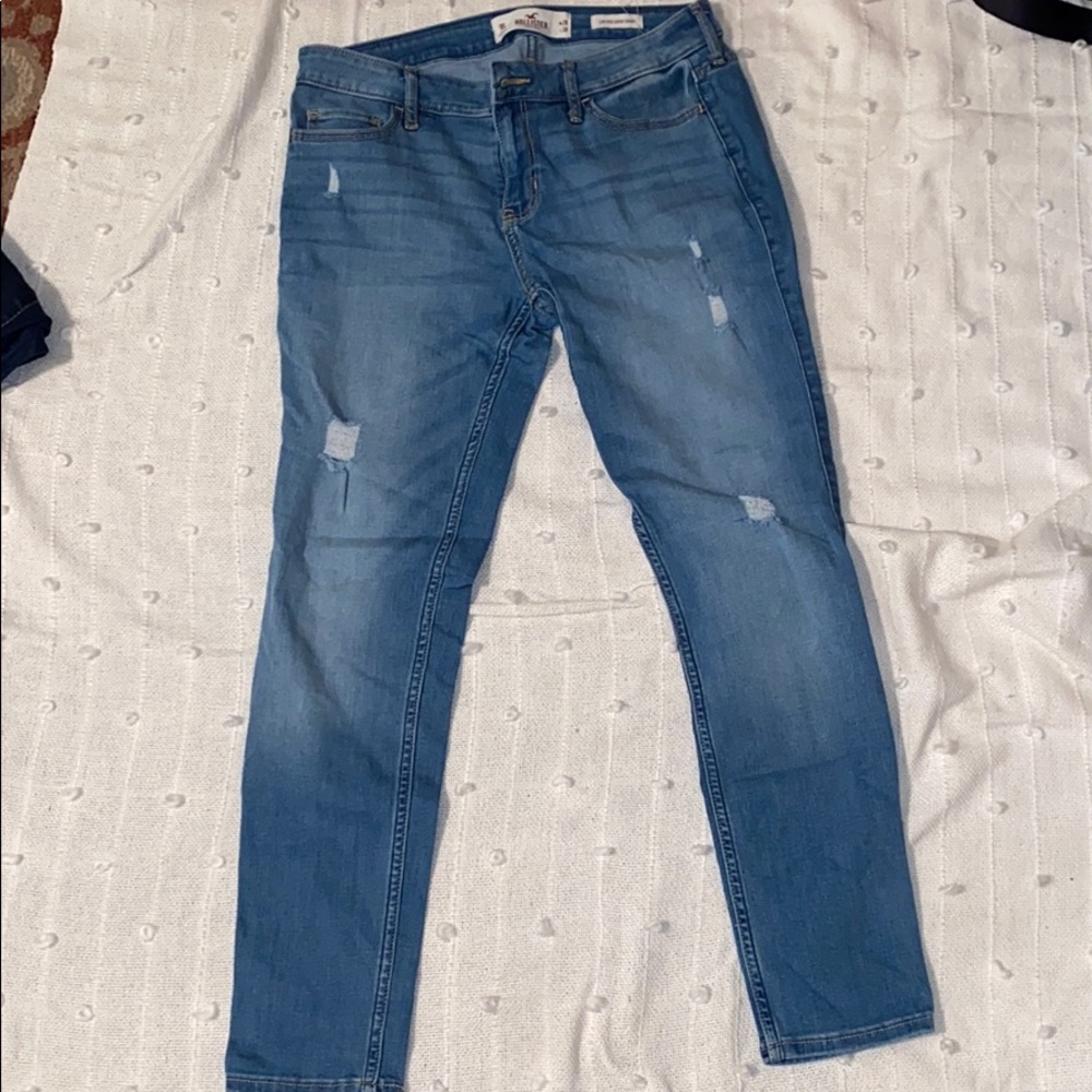 Hollister Low-Rise Super  Skinny Jeans